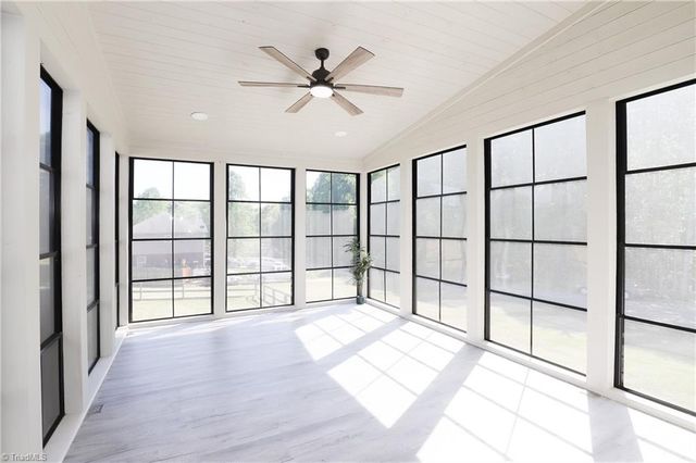 100 Woodstaff Road, Kernersville, NC 27284