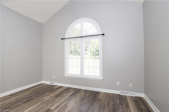 100 Woodstaff Road, Kernersville, NC 27284