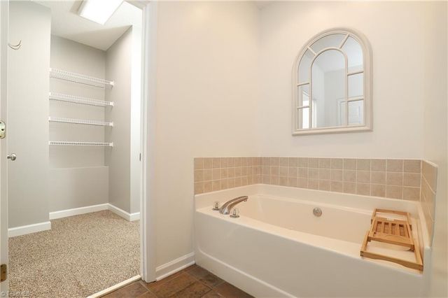 100 Woodstaff Road, Kernersville, NC 27284