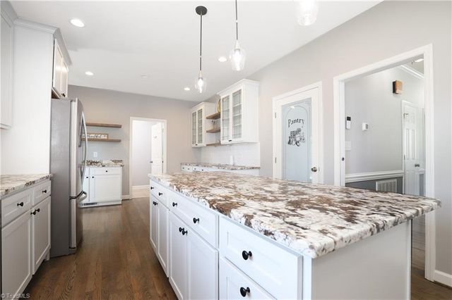 100 Woodstaff Road, Kernersville, NC 27284