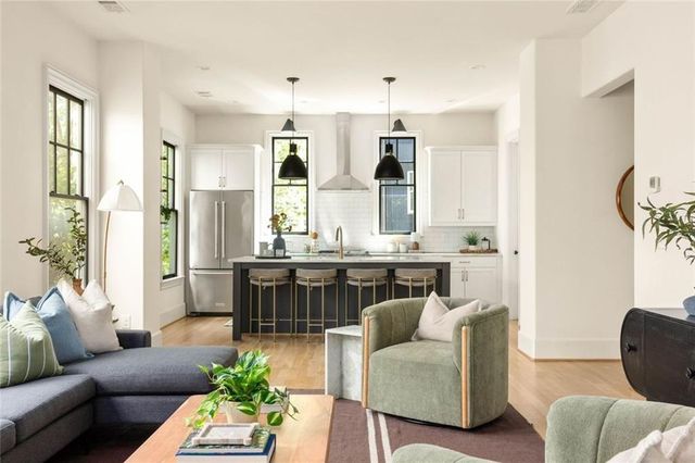 525 Bismark Road NE, Atlanta, GA 30324