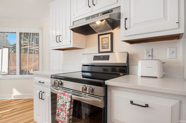 1146 Belmont Avenue, South Bend, IN 46615