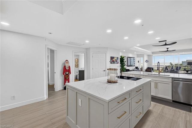 15210 Portside DR 402, Fort Myers, FL 33908