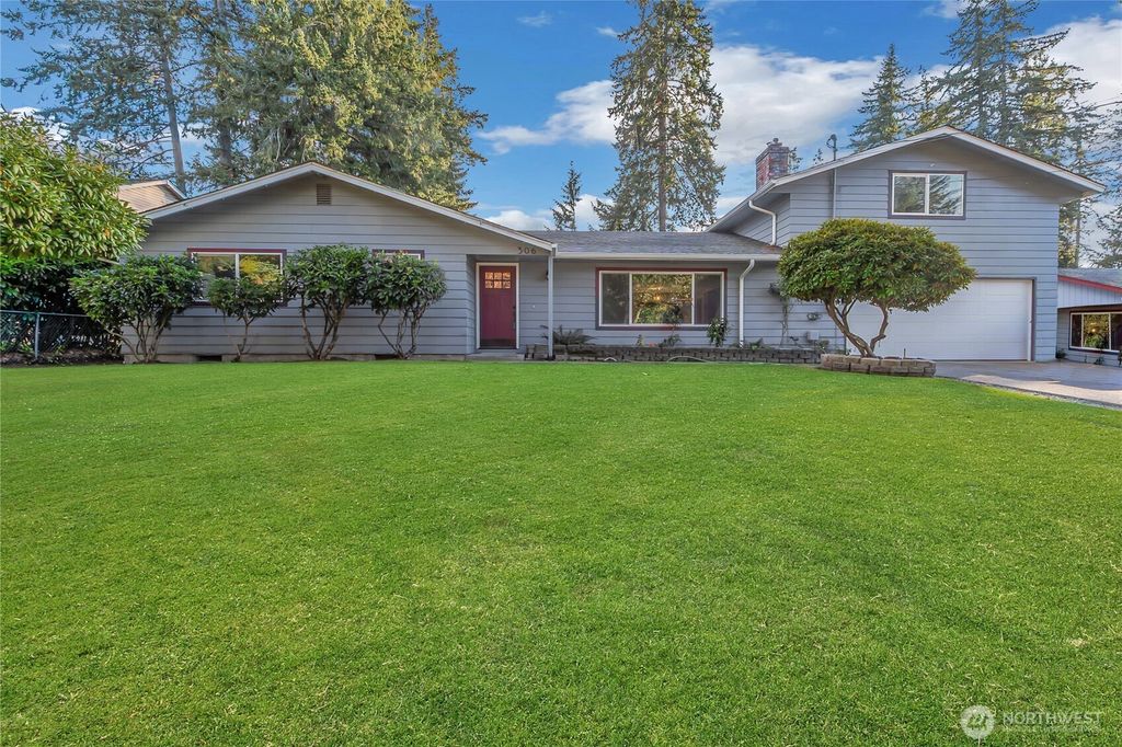 306 144th Street E, Tacoma, WA 98445