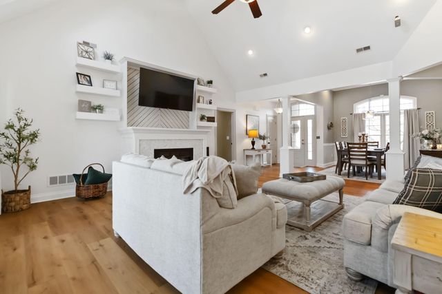 139 Summer Breeze Drive, Somerset, KY 42503