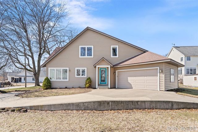 2087 Richardson Avenue, Holland, MI 49424