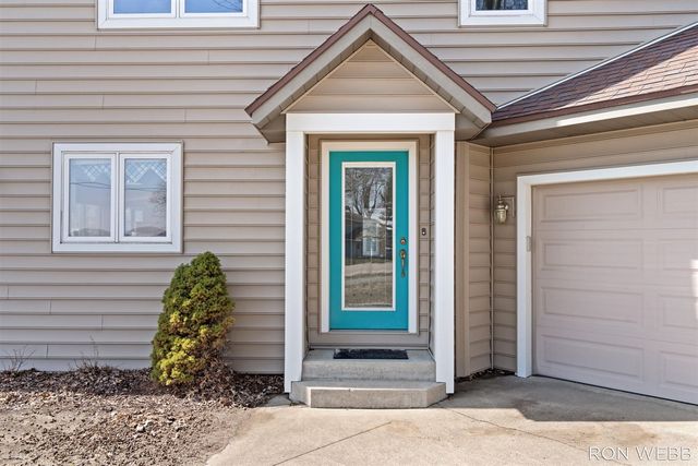 2087 Richardson Avenue, Holland, MI 49424