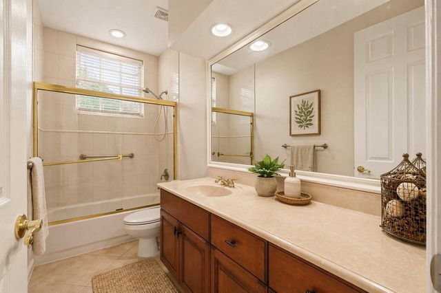 9905 Coronado Lake Drive, Boynton Beach, FL 33437