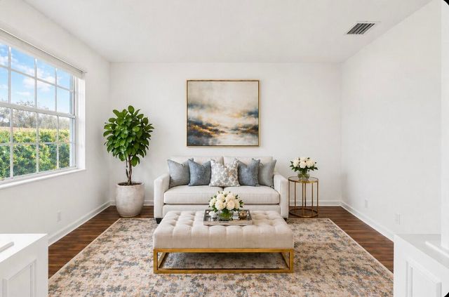 9905 Coronado Lake Drive, Boynton Beach, FL 33437