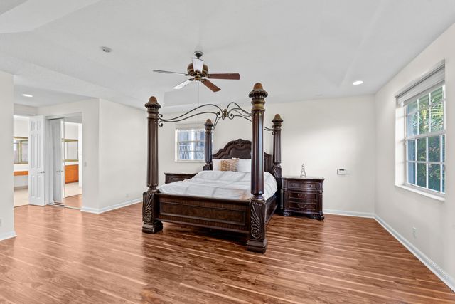 9905 Coronado Lake Drive, Boynton Beach, FL 33437