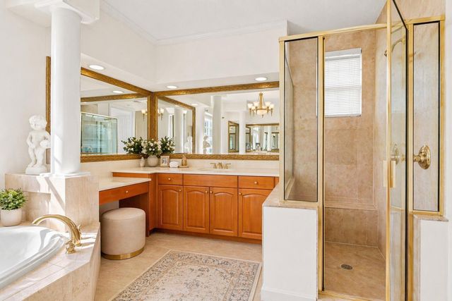 9905 Coronado Lake Drive, Boynton Beach, FL 33437