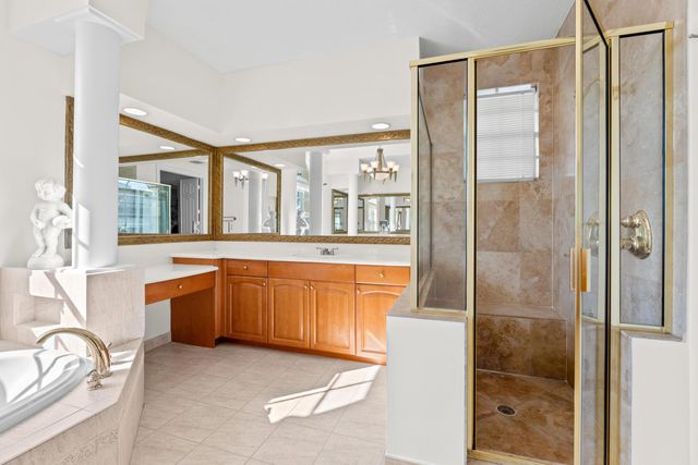 9905 Coronado Lake Drive, Boynton Beach, FL 33437