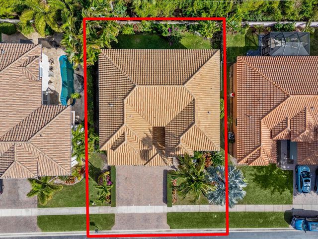 9905 Coronado Lake Drive, Boynton Beach, FL 33437