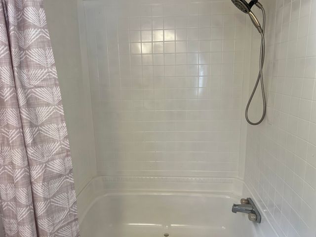 112 Village Ct., Murrells Inlet, SC 29576