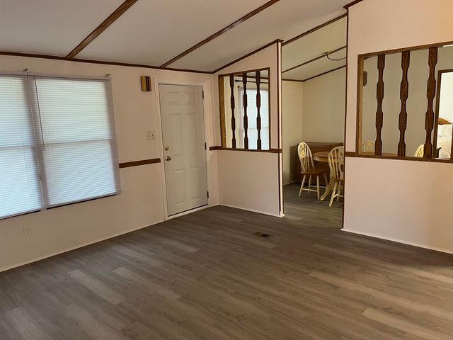 112 Village Ct., Murrells Inlet, SC 29576