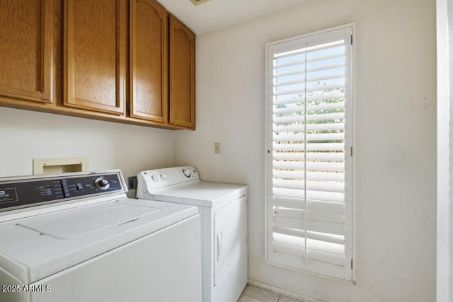 402 E MONTE CRISTO Avenue, Phoenix, AZ 85022