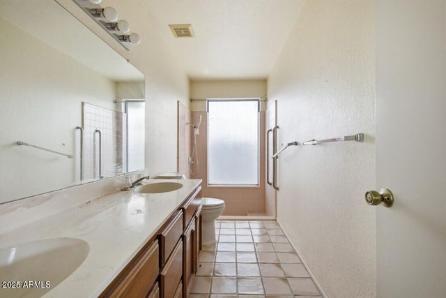 402 E MONTE CRISTO Avenue, Phoenix, AZ 85022