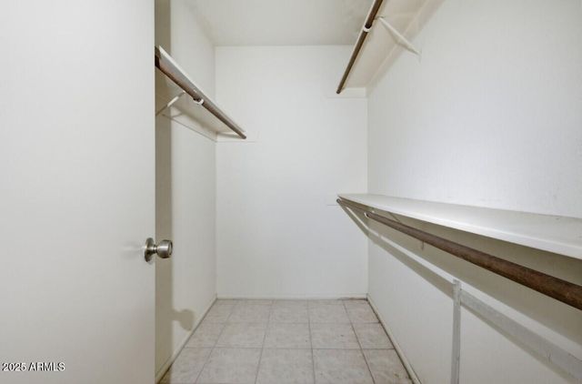 402 E MONTE CRISTO Avenue, Phoenix, AZ 85022