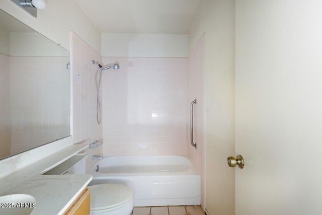 402 E MONTE CRISTO Avenue, Phoenix, AZ 85022