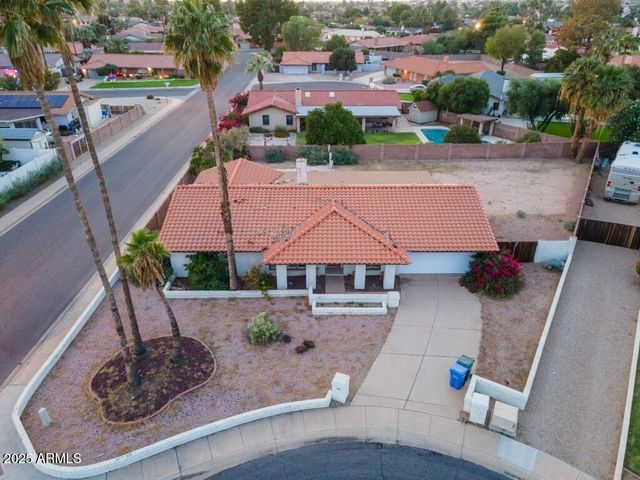 402 E MONTE CRISTO Avenue, Phoenix, AZ 85022
