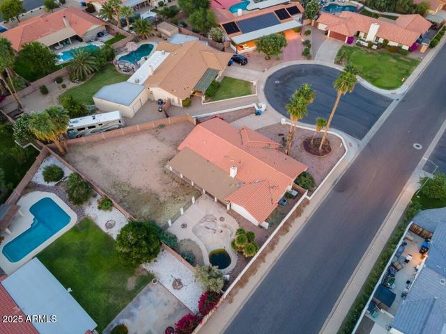 402 E MONTE CRISTO Avenue, Phoenix, AZ 85022