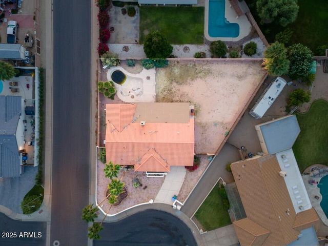 402 E MONTE CRISTO Avenue, Phoenix, AZ 85022