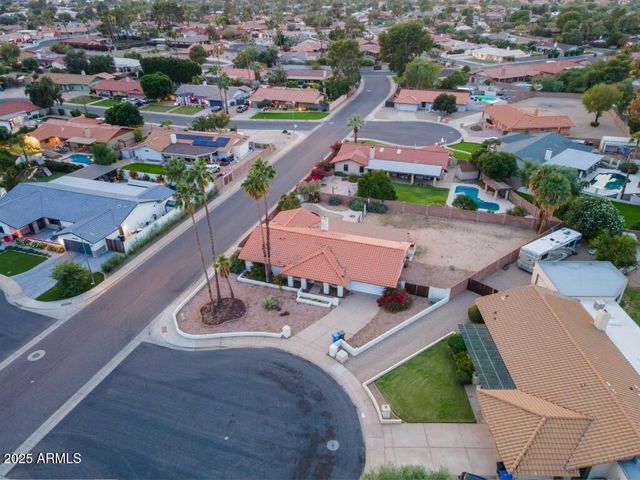 402 E MONTE CRISTO Avenue, Phoenix, AZ 85022