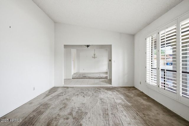 402 E MONTE CRISTO Avenue, Phoenix, AZ 85022