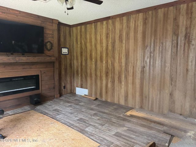 826 JOHNS AVE Avenue, Orange Park, FL 32065