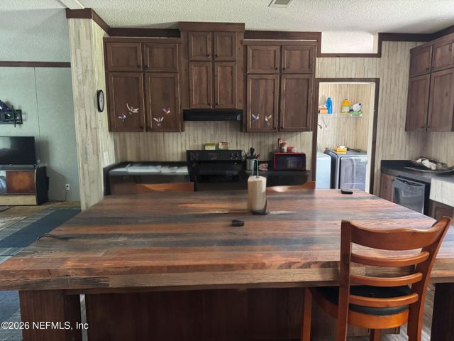 826 JOHNS AVE Avenue, Orange Park, FL 32065
