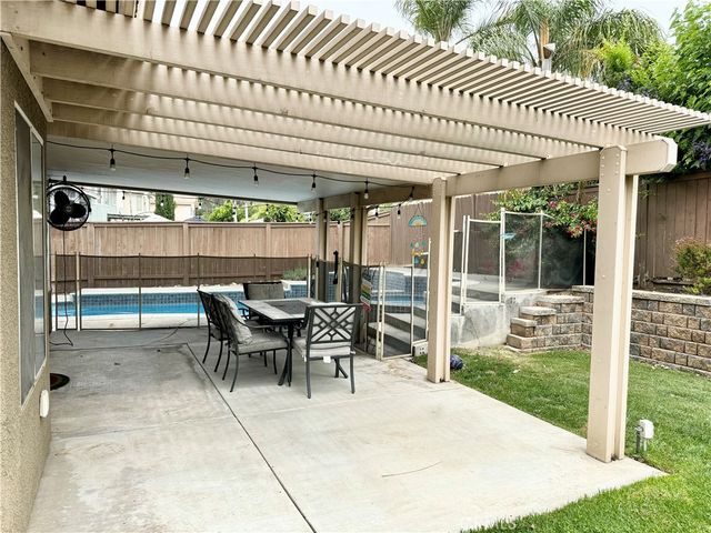 7861 El Dorado Street, Fontana, CA 92336