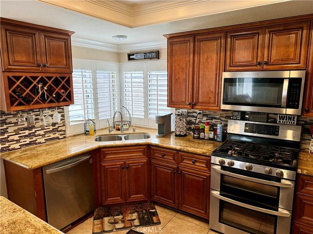 7861 El Dorado Street, Fontana, CA 92336