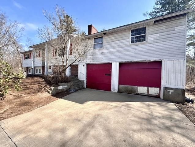 90 N Lowell Road, Windham, NH 03087