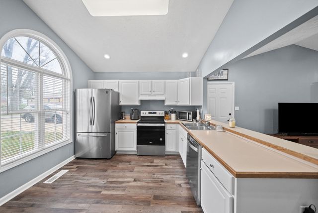 261 W 37th St, Hopkinsville, KY 42240