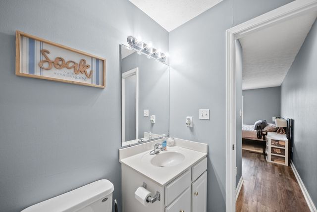 261 W 37th St, Hopkinsville, KY 42240