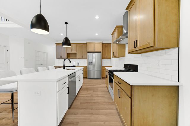 726 Verdano Terrace, Crown Point, IN 46307