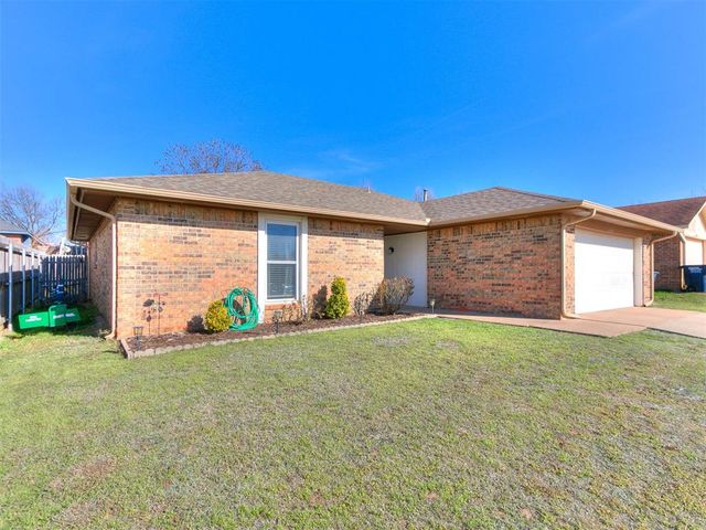 4339 Liberty Circle, Shawnee, OK 74804