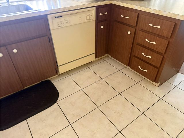 4238 PINEFIELD AVENUE, Holiday, FL 34691