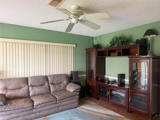 4238 PINEFIELD AVENUE, Holiday, FL 34691