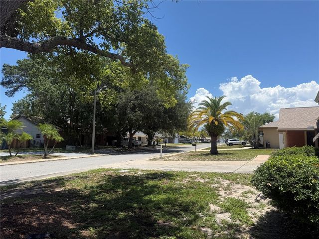4238 PINEFIELD AVENUE, Holiday, FL 34691
