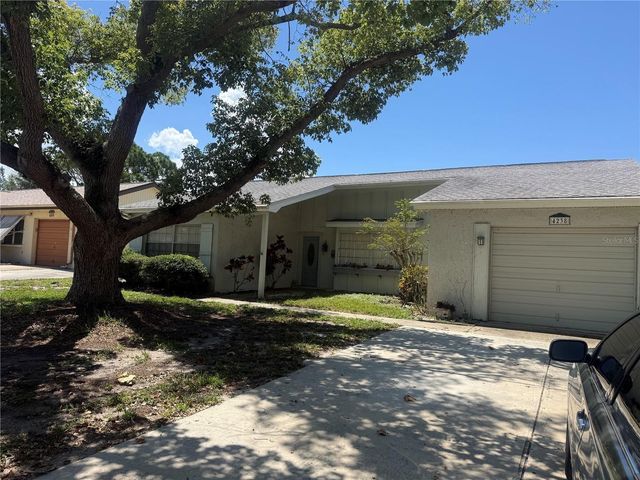 4238 PINEFIELD AVENUE, Holiday, FL 34691