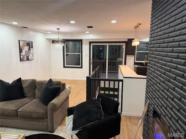 9356 Laramie Drive, Bellefontaine Nghbrs, MO 63137