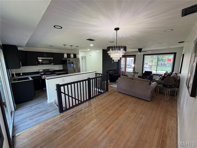 9356 Laramie Drive, Bellefontaine Nghbrs, MO 63137