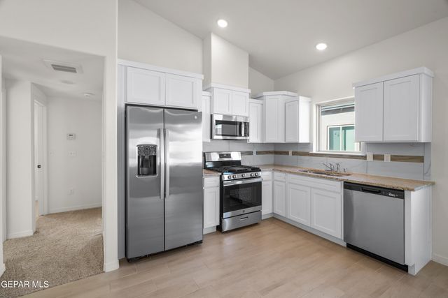 14324 CHRIS ZINGO Lane, El Paso, TX 79928