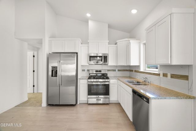 14324 CHRIS ZINGO Lane, El Paso, TX 79928