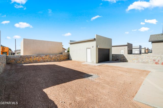 14324 CHRIS ZINGO Lane, El Paso, TX 79928