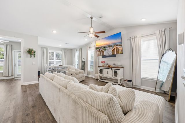 844 Gammon Dr., Myrtle Beach, SC 29579