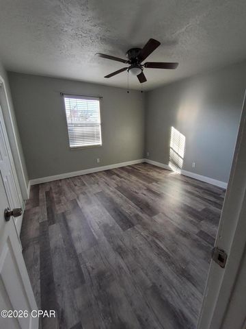 1022 Bradley Circle, Lynn Haven, FL 32444