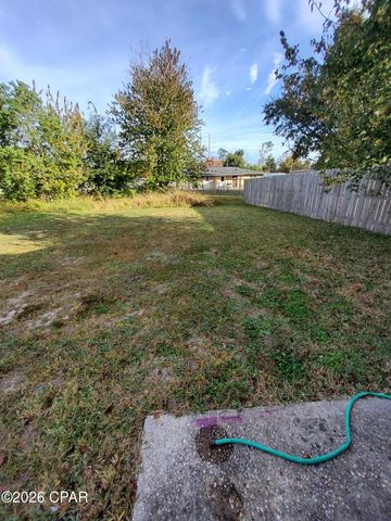 1022 Bradley Circle, Lynn Haven, FL 32444