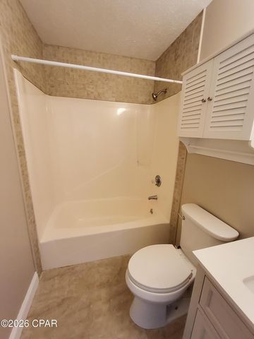 1022 Bradley Circle, Lynn Haven, FL 32444